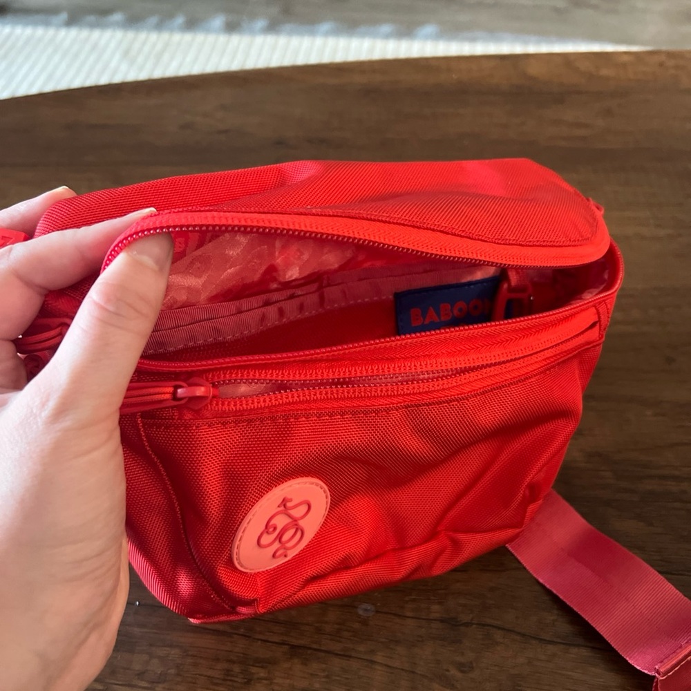 Baboon to the Moon - Red Crossbody Bag NEW - Picture 5 of 6